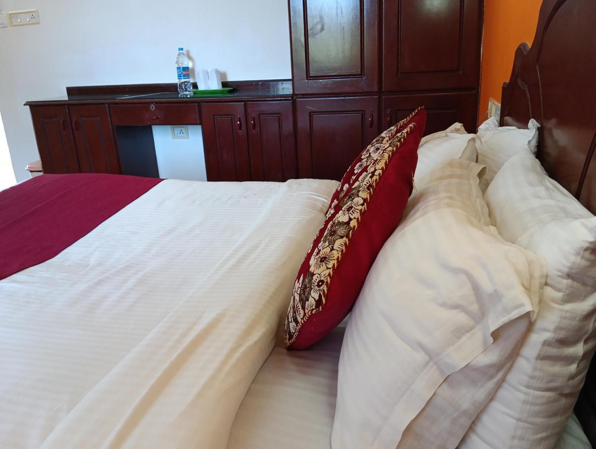 Vedantha Inn Kovalam Esterno foto
